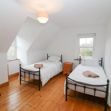 The Skating Rock Ferienhaus Bonane